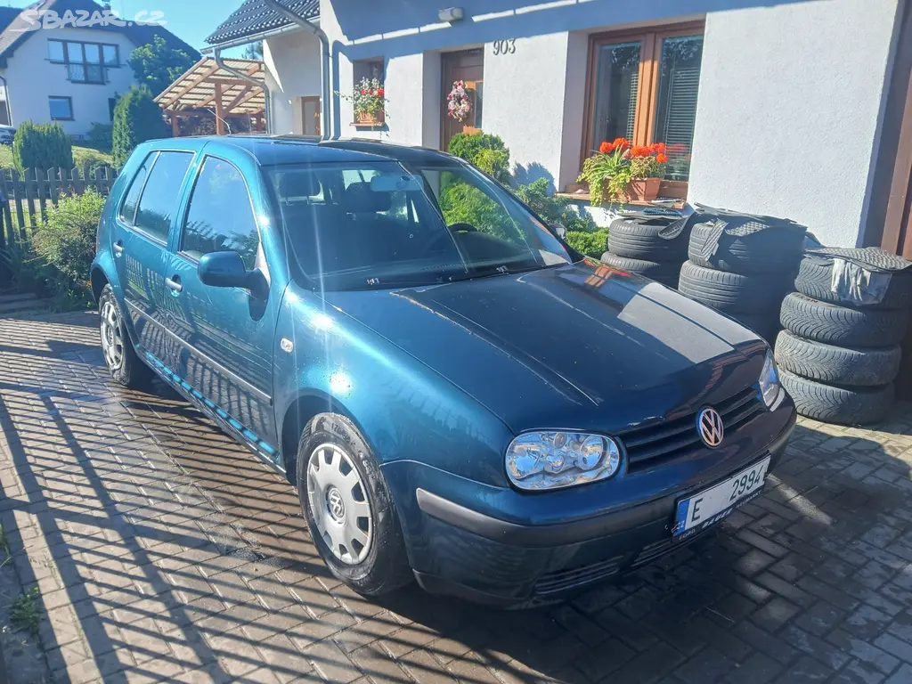 Volkswagen golf 1.4Mpi, 55kW, Nová STK